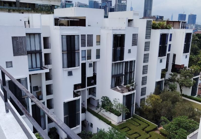 Centrio SoHo @ Pantai Hillpark