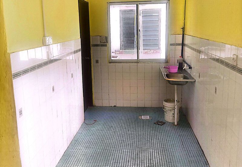 Subang Perdana Goodyear Court 10