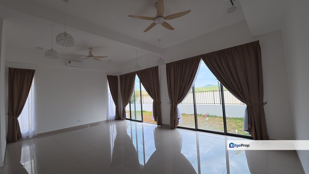 SEJATI LAKESIDE 2, CYBERJAYA SEMI D , Selangor, Cyberjaya