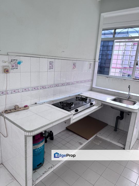 SUBANG PERDANA GOODYEAR COURT 9 USJ , Selangor, USJ