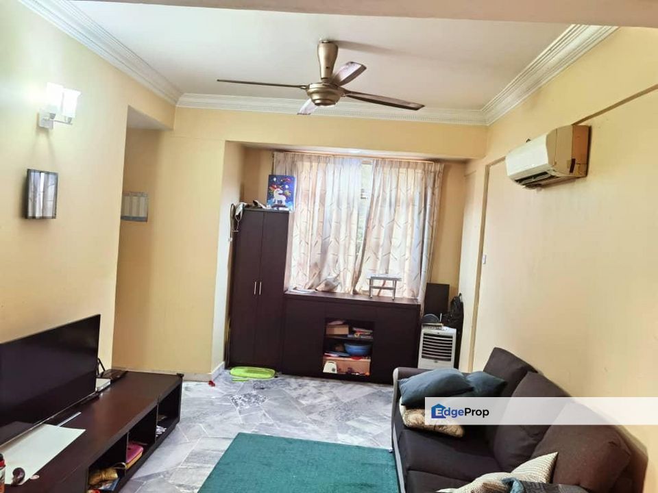 SUBANG PERDANA GOODYEAR COURT 9 USJ , Selangor, USJ