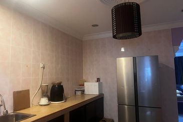 Taman Saujana Puchong