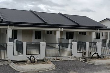 Single storey Terrace at Centex Sarawak 