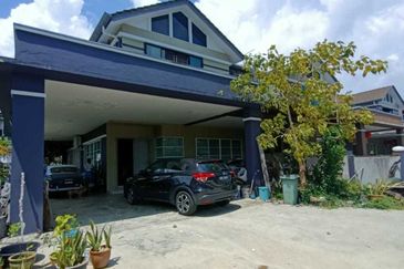 My Residence Double storey semi-d at Kung Ping