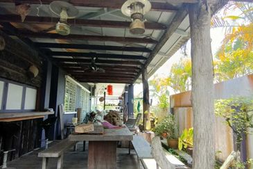 My Residence Double storey semi-d at Kung Ping