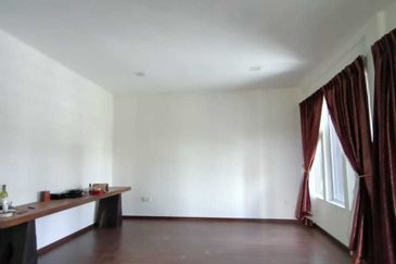 My Residence Double storey semi-d at Kung Ping