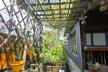 My Residence Double storey semi-d at Kung Ping