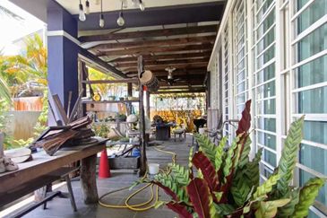 My Residence Double storey semi-d at Kung Ping