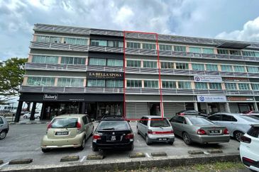 Shophouse for rent at Jalan Keretapi