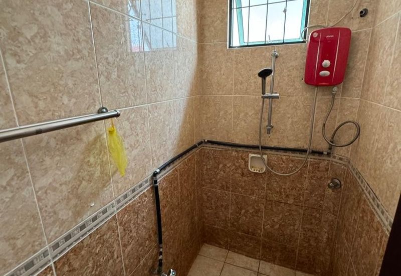 Jalan Song 3 Storey shophouse for sale 