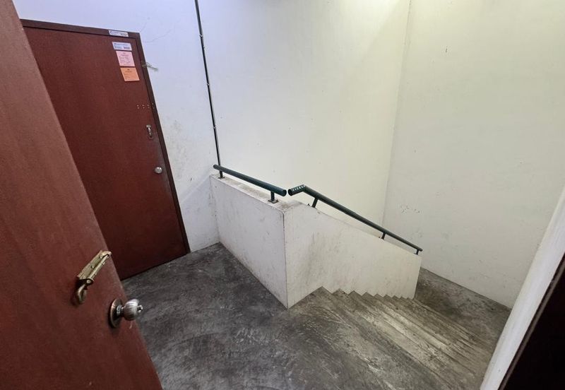 Jalan Song 3 Storey shophouse for sale 