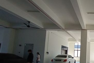 WAREHOUSE 6 STY BANDAR TUN RAZAK , BANDAR TUN RAZA