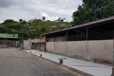 WAREHOUSE 6 STY BANDAR TUN RAZAK , BANDAR TUN RAZA