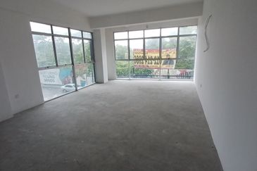 Prima Biz Hub, Taman Tasik Prima