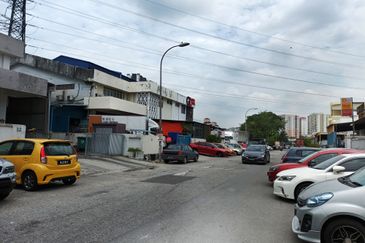 Desa Tun Razak 2