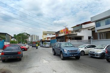 Desa Tun Razak 2