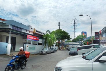 Desa Tun Razak 2