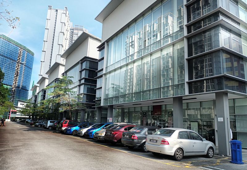 Hexa Commercial Centre