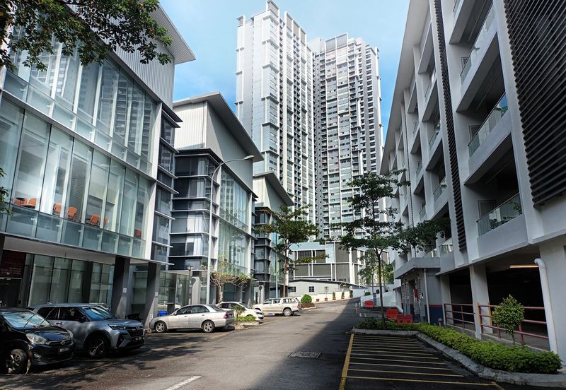 Hexa Commercial Centre