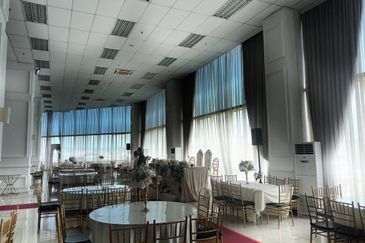 Mines Waterfront Business Park