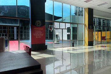 Mines Waterfront Business Park