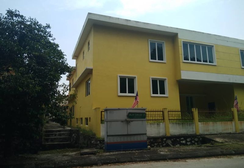 Bandar Tun Hussein Onn