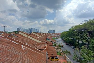 Bandar Tun Hussein Onn