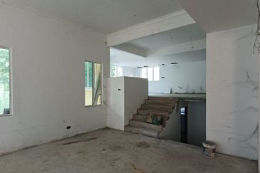 Bandar Tun Hussein Onn