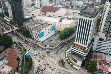 En Bloc Building @  Jln Imbi, Bukit Bintang, KLCC Located in the Golden Triangle of KL RM100 Mil