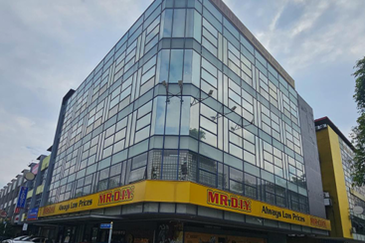 The Trillium @Lake Fields