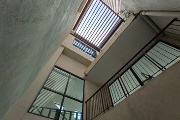 Bukit Mandarina Damai