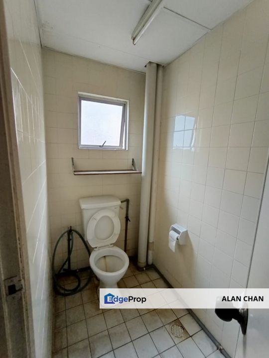 1st FLOOR OFFICE FOR RENT 2571 SQFT @ RM5500, Kuala Lumpur, Cheras