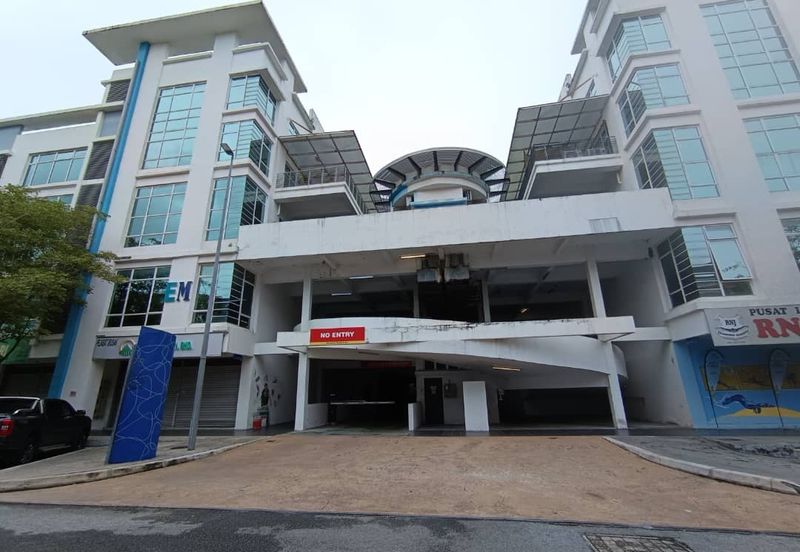 Pusat Bandar Putra Permai