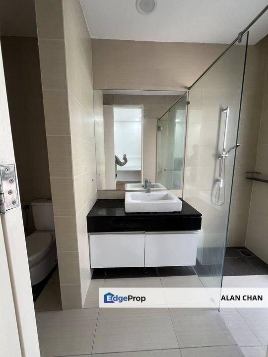 3 STOREY BUNGALOW HOUSE WITH LIFT 三层独立式大屋出租, THE ROYALE, TAMAN SEGAR PERDANA, 43200 CHERAS, SELANGOR., Selangor, Cheras