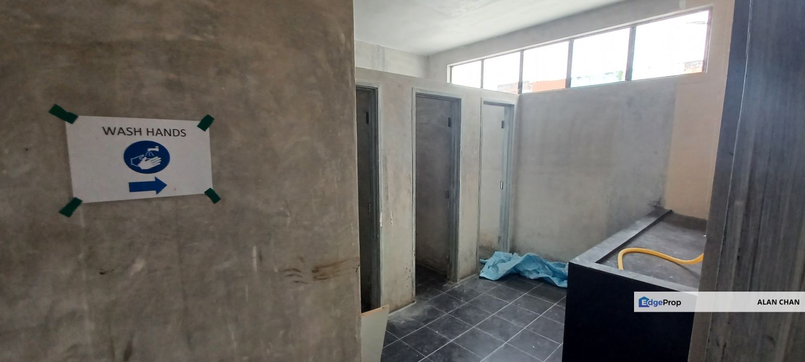 Taman Muda Bungalow Building, Warehouse Unit with Super-large parking lot For Rent, Kuala Lumpur, Ampang