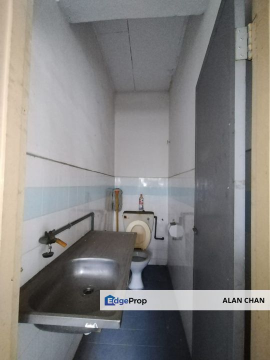 FOR SALE – 2ND FLOOR OFFICE LOT 📍 Taman Bukit Cheras, Kuala Lumpur, Cheras