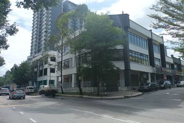 D Square @ Bandar Damai Perdana