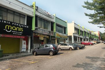 D Square @ Bandar Damai Perdana