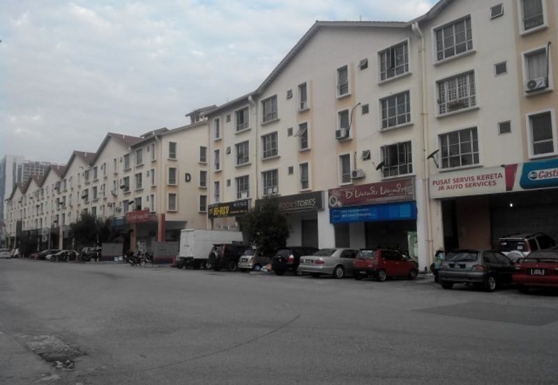 Pusat Komersial Seksyen 7