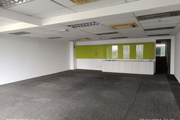 SKY PARK ONE CITY OFFICE LEVEL 6 FOR RENT
