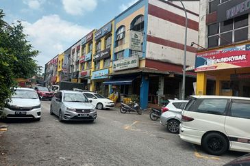 Taman Bukit Anggerik