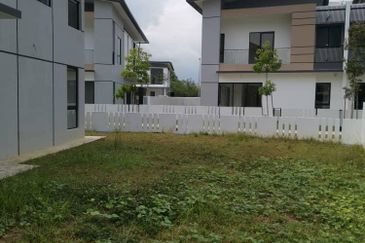 Arahsia Residences, Tropicana Aman