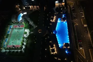 Gravit8 @ Klang South