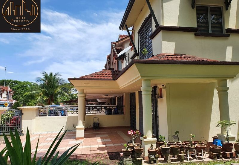 Double storey house Bukit Subang 