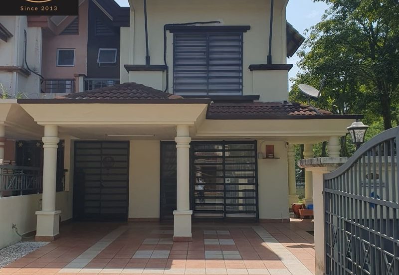 Double storey house Bukit Subang 