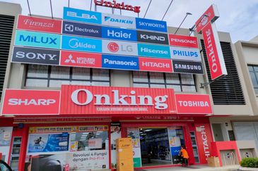 Triana @ Tropicana Amans