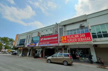 Taman Teluk Gedung Indah