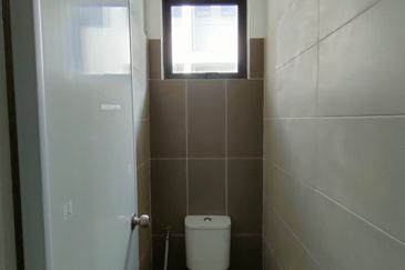 Triana @ Tropicana Amans