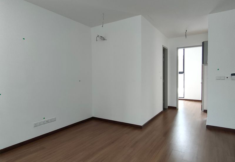 3 storey house Taman Puchong Legenda 