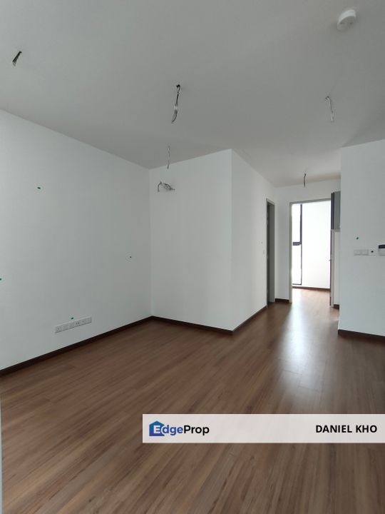 3 storey house Taman Puchong Legenda , Selangor, Puchong